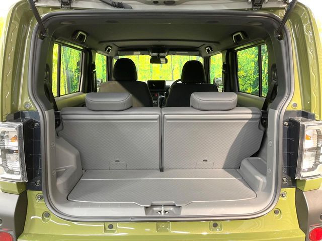 ���i�̂���������ʋ΁A���}���ɏ\���ȉ׎��X�y�[�X���m�ۂ��Ă���܂��B�Z�J���h�V�[�g��|���ƁA�傫�ȉו��̐ύڂ��\�ł���