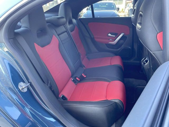 ���㕔���Ȃ��C�ɂȂ�悤�ȃL�Y�E�����ւ��蓙�A�傫�ȃ_���[�W�͂Ȃ��A�ǍD�ȏ�Ԃł��B