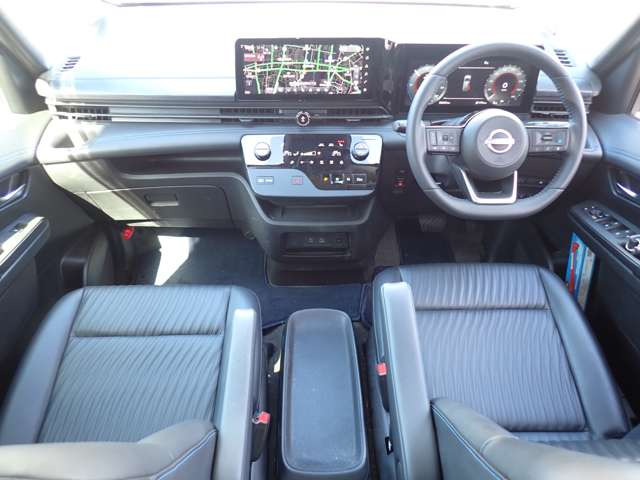 セレナ1.4 e-POWER AUTECH