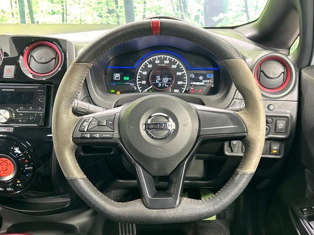 �y�X�G�[�h�X�e�A�����O�z����ɂ����f�ނ��̗p����A�O���b�v���\�ɗD�ꂽ�X�e�A�����O�ł��B�n���h�����O���̑��쐫�����サ�A���S�E���S�ȑ��s�ɍv�����܂��B���������ӂ�錩���ڂ������ł��ˁ�