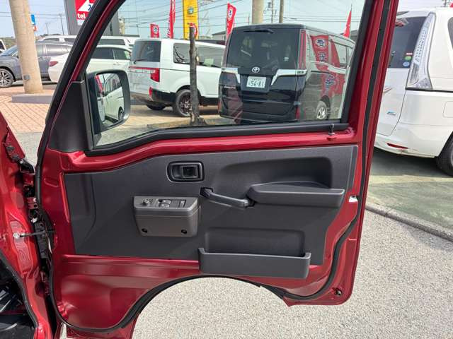 ���͂₢�E�����E���S�̎Ԍ��̑S���`�F�[���y�A�b�v���Ԍ��z�����X�ł����^�A�ǎw�薯�ԎԌ��H��𕹐݂��Ă��܂���