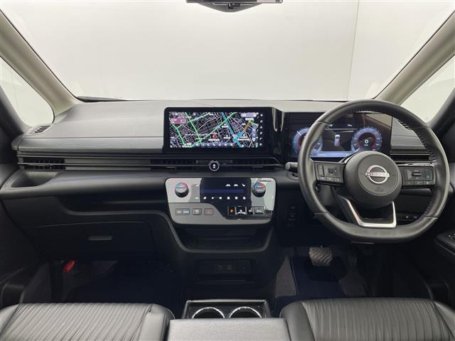 セレナ1.4 e-POWER AUTECH