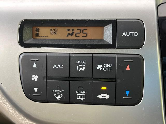 �y�I�[�g�G�A�R���z��x���D�݂̉��x�ɐݒ肷��΁A�ԓ��̉��x�����m�����ʂ≷�x�������Œ����B����&hellip;����&hellip;�Ɖ��x���X�C�b�`���������K�v�͂���܂���B���K�Ȏԓ���Ԃɂ͕K�{�̋@�\�ł��ˁ�