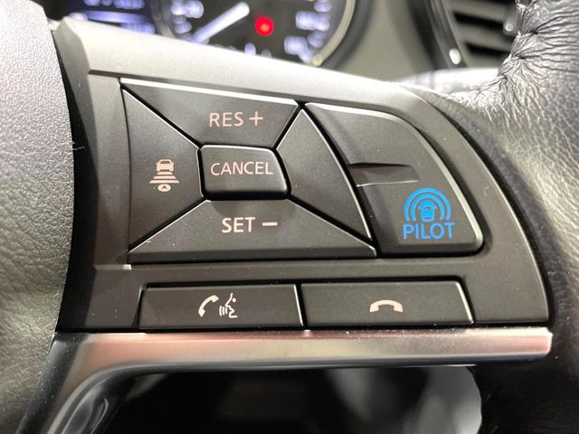 �y�v���p�C���b�g�z�������H�ł̒��������s���y��!!�a�؎��Ə��񑖍s�̃V�[���ŁA�A�N�Z���E�u���[�L�E�X�e�A�����O�������Ő��䂵�A�������^�]�̕��S���y�����Ă���܂���