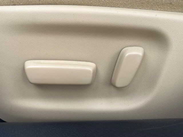 �y�p���[�V�[�g�z�X�C�b�`��ŊȒP�ɃV�[�g�̔��������\!�d��������͂�����܂���!���K�ȃV�[�g�|�W�V�����ɃZ�b�g���āA���K�ȃh���C�u�����y���݂��������B