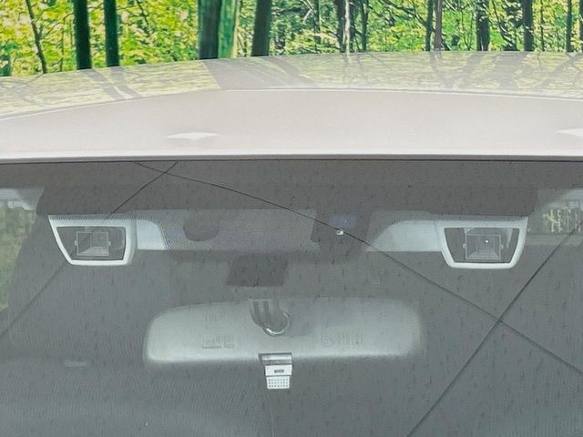 �y�A�C�T�C�gVer2�z�O���̎ԗ��������m���A�Փ˂������Ȏ��͌x��Œ��ӂ𑣂��A�u���[�L�𓥂ޗ͂��T�|�[�g�B�u���[�L�𓥂߂Ȃ������ꍇ�͏Փ˔�Q�y���u���[�L���쓮�A�Փˉ�����T�|�[�g���܂��B