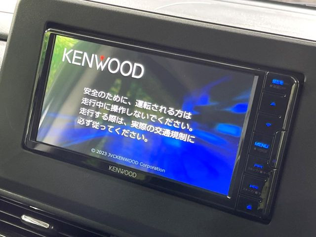 �y�i�r�Q�[�V�����z�g���₷���i�r�ŖړI�n�܂ł�������ē����Ă���܂��B�e��I�[�f�B�I�Đ��@�\���[�����Ă���A���Ԃ̉^�]������Ɋy�����Ȃ�܂�!!