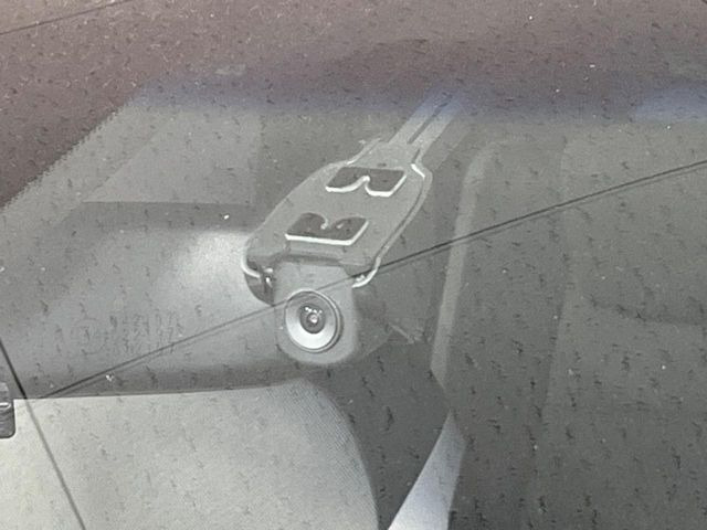 【ドライブレコーダー】ドライブレコーダー装備!走行中はもちろん、あおり運転や事故に遭遇した際、映像で記録し、万一のリスクに備えます。※記録用SDカードはお客様ご自身でご準備いただく必要があります。