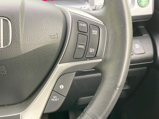 �y�N���[�Y�R���g���[���z�������H�����N���N���s�B�A�N�Z���𗣂��Ă���葬�x�ő��s���ł��A�������^�]���̕��S���y��!�����E�������ȒP�ȃX�C�b�`����Œ����ł��܂��B