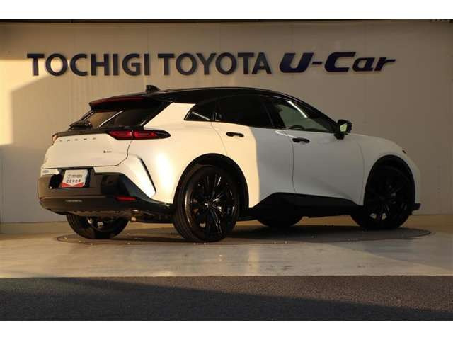 クラウンスポーツ2.5 Z E-Four 4WD