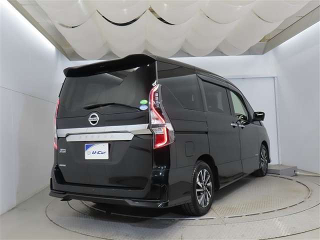 セレナ2.0 ハイウェイスターV