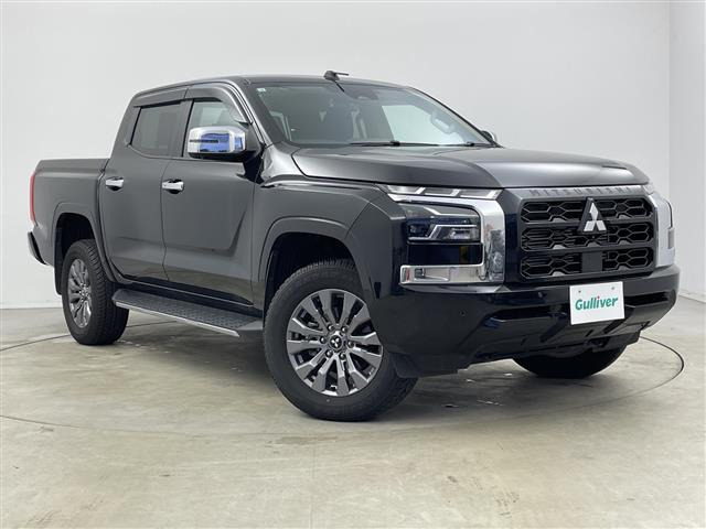 トライトン2.4 GLS ディーゼル 4WD