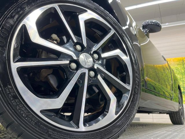 �y�����A���~�z�C�[���z�f�U�C�����̍��������A���~�z�C�[���𑕒����Ă���܂��B�e��ЊO�A���~�z�C�[����A�X�^�b�h���X�^�C�����戵�����Ă���܂��B���񂲑��k����������