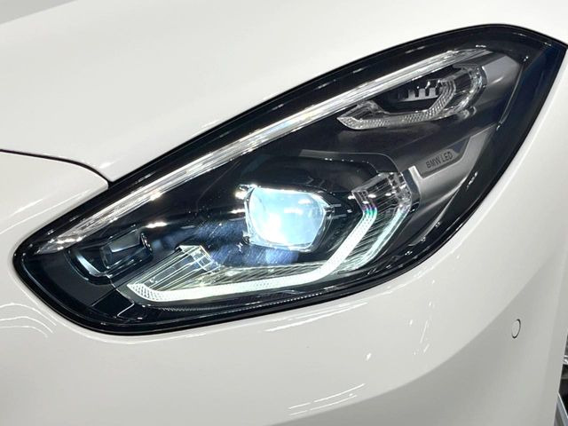 ��LED�w�b�h���C�g:��ԑ��s�����ǍD�Ȏ��E���m�ۂ����S���ĉ^�]�ł��鍂�P�xLED�w�b�h���C�g�𑕔�!�_�����x�������A����d�͂��}�����Ă��܂��B