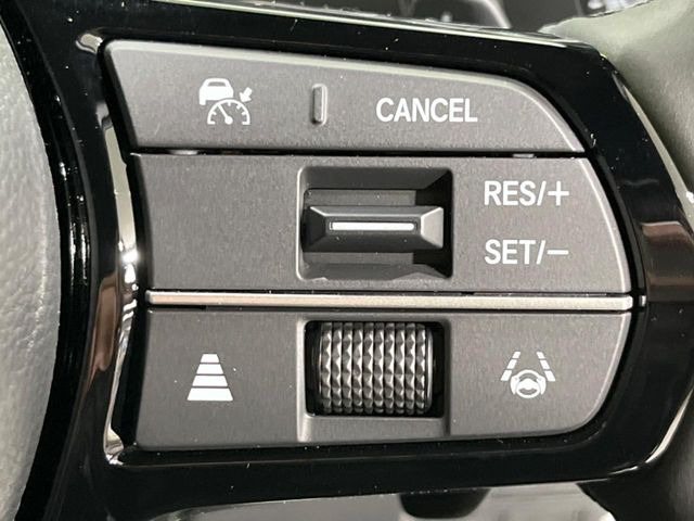 �y�A�_�v�e�B�u�N���[�Y�R���g���[���z�������H�ł̒��������s���y��!!�����ő��x��ۂN���[�Y�R���g���[�����A�Փˌy���V�X�e���ƘA�g���A�O���̎ԗ������m���ĎԊԂ�ۂ悤�ɑ��x���߂��Ă���܂�!!