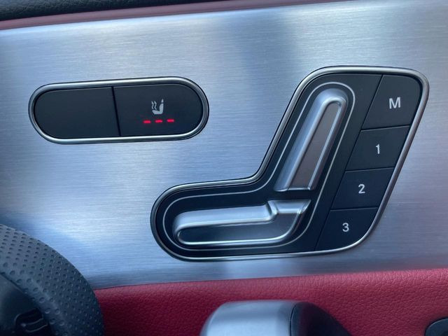 ���t�����g�V�[�g�q�[�e�B���O:�^�]�ȁE����ȋ��ɎO�i�K�Œ��߂��\�ȃV�[�g�q�[�^�[�𑕔����Ă���܂��B�G�߂��킸���K�ɂ��g�p���������܂��B