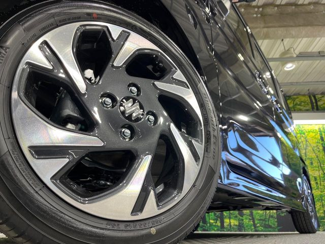 �y����15�C���`�A���~�z�C�[���z�O�ςɃ}�b�`���������A���~�z�C�[���𑕒����Ă���܂��B�e��ЊO�A���~�z�C�[����A�X�^�b�h���X�^�C�����戵�����Ă���܂��B���񂲑��k����������