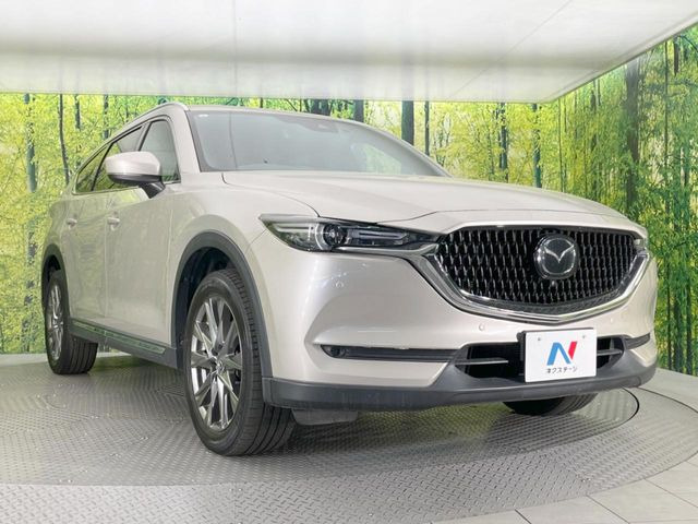 高透明度のガラス皮膜で撥水はもちろん、上質なツヤ・光沢を実現。紫外線や酸性雨から大切な愛車を保護し、色あせ・劣化を防止。「弾スプラッシュコート」、「弾プリミッサコート」からお選びいただけます。