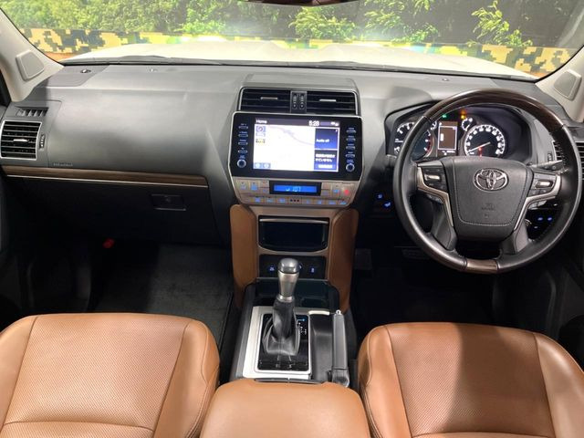 グループ総在庫数約30,000台!!全国の系列店からメーカー・車種問わずご紹介出来るので、あなたにピッタリのお車が見つかるはずです♪まずはお問い合わせ下さい☆