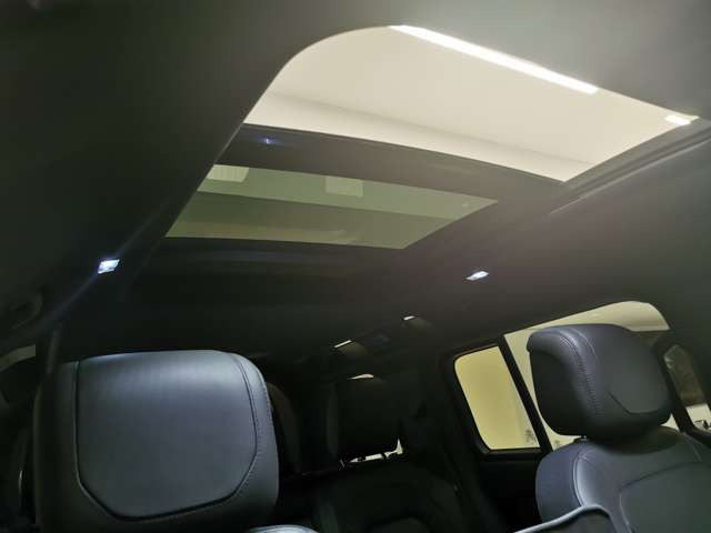 ディフェンダー