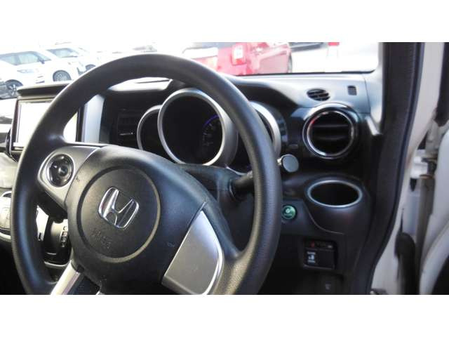 N-BOXカスタムG Lパッケージ 4WD