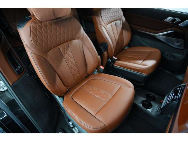 2��ڃR���t�H�[�g�V�[�g�̃I�v�V��������������Ă���܂��̂ŁA6�l���ł���Ȃ����Ȃ̕������K�Ƀh���C�u�����y���݂��������܂��B