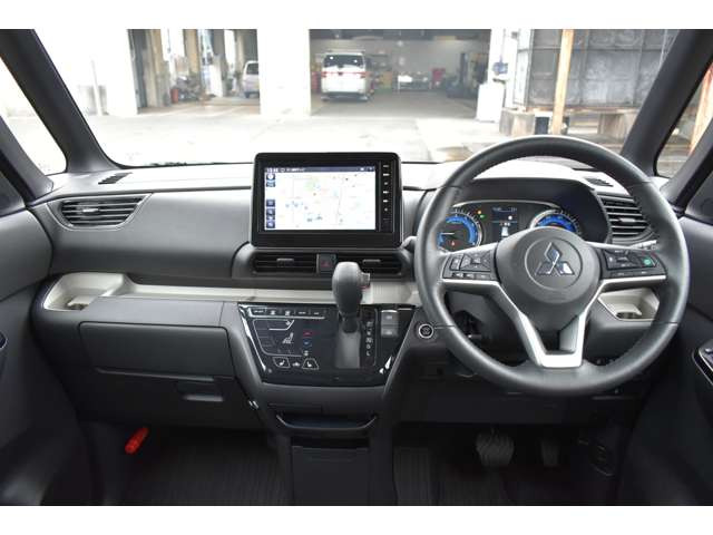 デリカミニG プレミアム リミテッド エディション