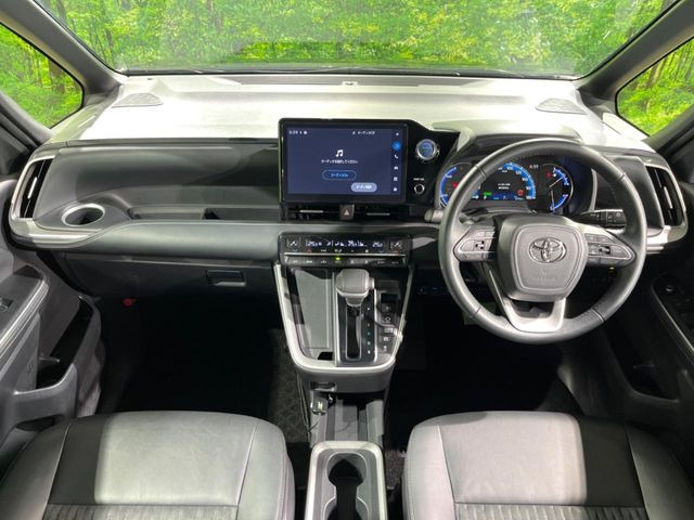 ノア1.8 ハイブリッド S-Z