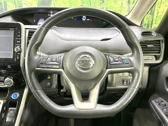 �y�v���p�C���b�g�z�������H�ł̒��������s���y��!!�a�؎��Ə��񑖍s�̃V�[���ŁA�A�N�Z���E�u���[�L�E�X�e�A�����O�������Ő��䂵�A�������^�]�̕��S���y�����Ă���܂���