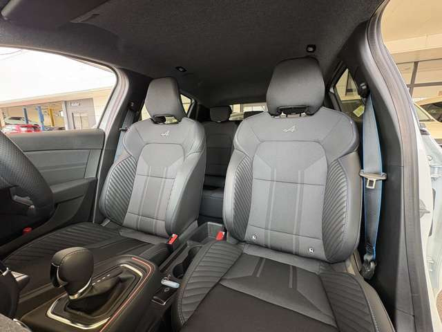 ���ȓV��ƃV�[�g�̉摜�ł��B