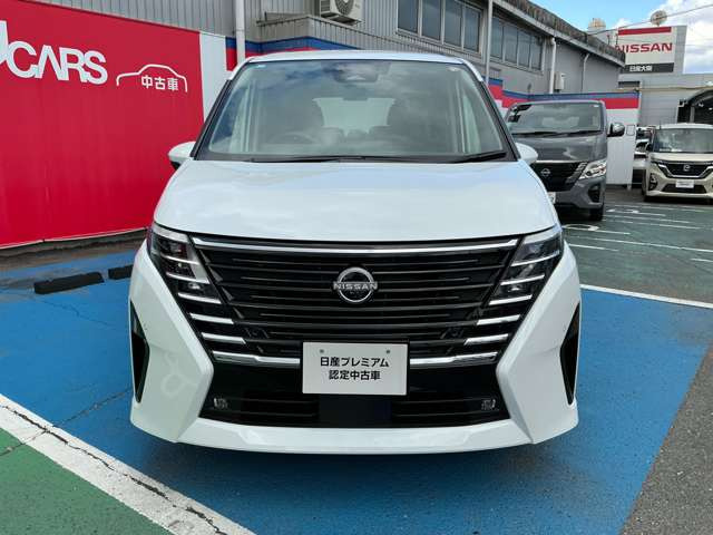 セレナ1.4 e-POWER ハイウェイスターV