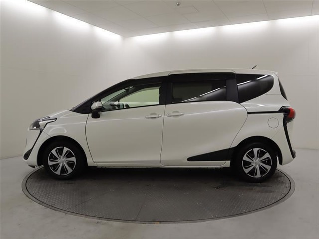 シエンタハイブリッド 1.5 ファンベース G クエロ