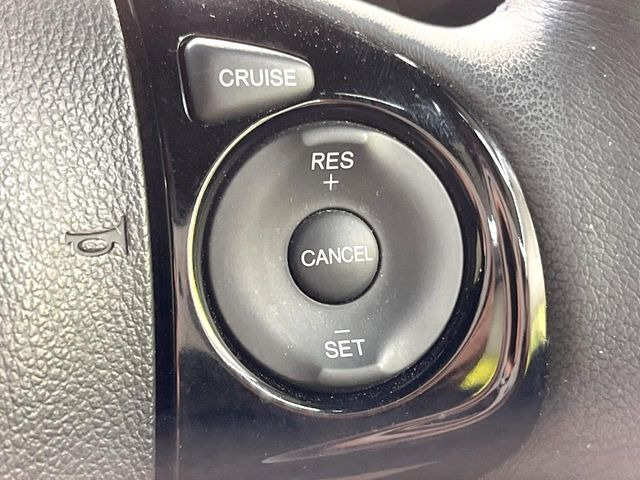 �y�N���[�Y�R���g���[���z�������H�����N���N���s�B�A�N�Z���𗣂��Ă���葬�x�ő��s���ł��A�������^�]���̕��S���y��!�����E�������ȒP�ȃX�C�b�`����Œ����ł��܂��B