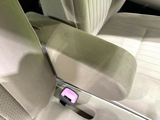 �y�A�[�����X�g�z�^�]���̐g�̂̕��S���y�����Ă����A�[�����X�g�𑕔���