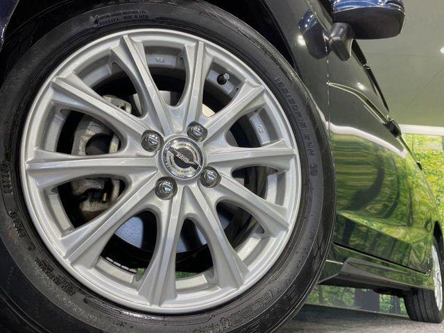 �y15�C���`�A���~�z�C�[���z�O�ςɃ}�b�`�����A���~�z�C�[���𑕒����Ă���܂��B�e��A���~�z�C�[����A�X�^�b�h���X�^�C�����戵�����Ă���܂��B���񂲑��k����������