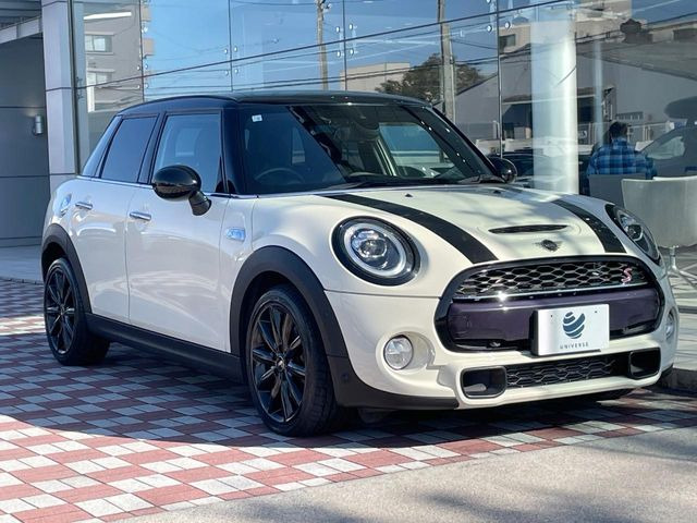 �����X�ł͑�O�ҋ@�ւɂ��ԗ��i���Ӓ�𓱓����A�C�����Ԃ�r���B�Ӓ菑�����s����܂��̂ŁA�ς��ƌ��������ł͕�����Ȃ��ӏ��܂Ŕ[��������ł��������������܂��B���ꕔ�����{�̏ꍇ���������܂��B