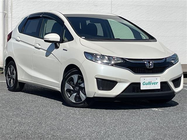 フィット1.5 ハイブリッド Fパッケージ