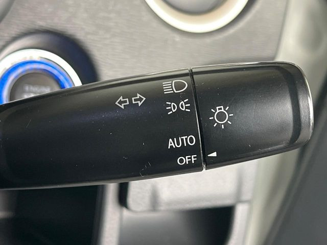 �y�I�[�g���C�g�z����̖��邳�ɉ����Ď����Ńw�b�h���C�g�̓_���E�������ł���@�\�ł�!���C�g�̕t���Y��E�����Y��Ȃǂ������Ȃ�A�J�̓���[���̑��s�����S!�g���l���ʉߎ����֗��ł���