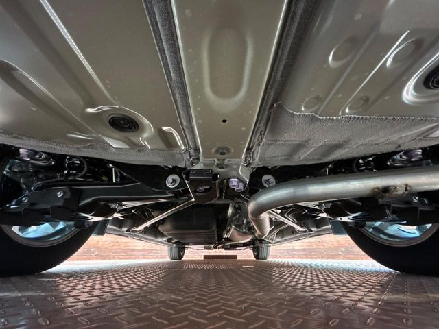 下回りがきれいなうちに、防錆加工の施工がオススメ。降雪地域はもちろん、沿岸部にお住いの方や、趣味でマリン・ウィンタースポーツをされる方にご好評いただいております。