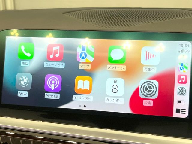 ��Apple Car Play:�X�}�z�Ƃ̗L���ڑ��ŁA�i�r�E�I�[�f�B�I�Đ��ȂǃX�}�z�̃A�v���@�\����ʂł��g����֗��@�\�ł�!