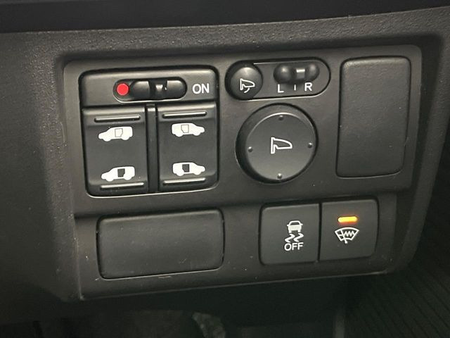 �y�����p���[�X���C�h�h�A�z�X�}�[�g�L�[��^�]�Ȃ̃X�C�b�`�Ō�ȗ����X���C�h�h�A�̊J���\���d��������͂����ăh�A���J����K�v�������A�����Ȃ��q�l�ł��ȒP�ɊJ���߂ł����K�ł���