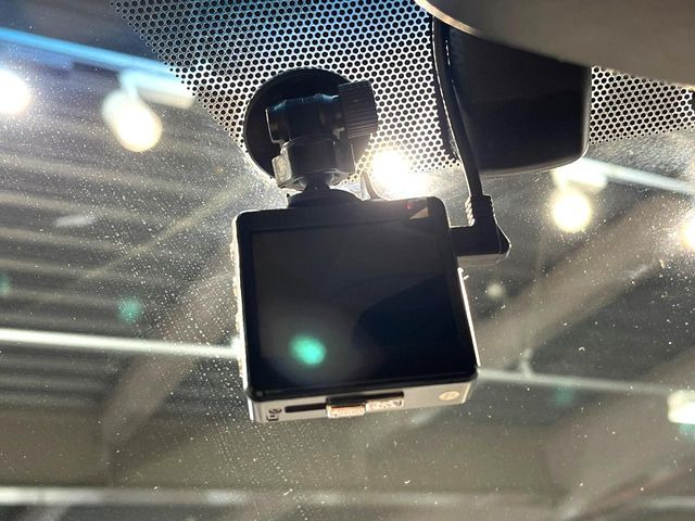 �y�h���C�u���R�[�_�[�z�h���C�u���R�[�_�[����!���s���͂������A������^�]�⎖�̂ɑ��������ہA�f���ŋL�^���A����̃��X�N�ɔ����܂��B���L�^�pSD�J�[�h�͂��q�l�����g�ł��������������K�v������܂��B