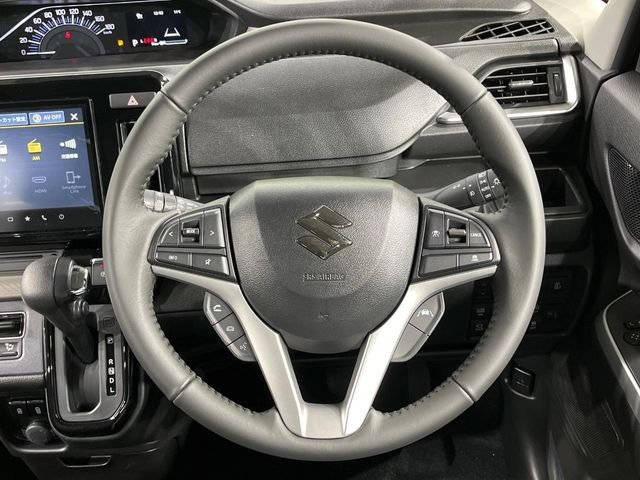 �y�����v�����X�e�A�����O�z�㎿�Ȋv���g�p���邱�ƂŁA��ɂ����������݂ƂĂ��^�]���₷���n���h���ł���