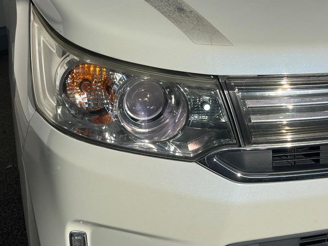 �yHID�w�b�h���C�g�z���ɖ��邭�O�����Ƃ炵�Ă����̂ŁA���V����Ԃ̑��s�������E�ǍD�ň��S���Ă���肢�������܂��B