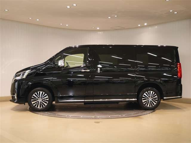 グランエース2.8 プレミアム ディーゼル