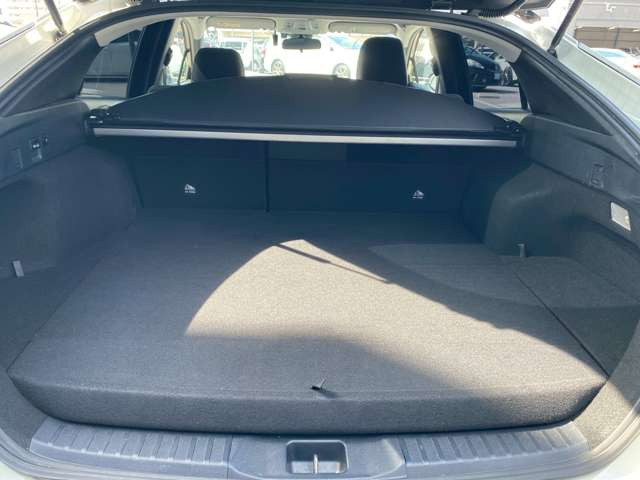 在庫車両に関してはお客様により良いものをご提供する為に品質に拘って仕入れを行っております。各お車の状態はそれぞれですのでご商談時に当店スタッフがご説明させて頂きますのでご安心くださいませ。