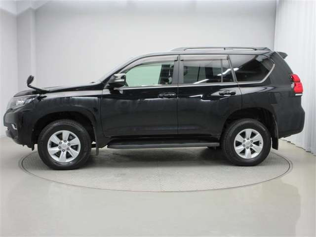 ランドクルーザープラド2.8 TX ディーゼル 4WD