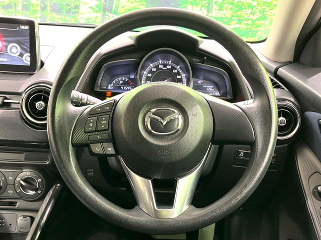 �y�X�e�A�����O�X�C�b�`�z�^�]���A�O������ڐ������炷���ƂȂ��A�I�[�f�B�I���̑��삪�\�ȕ֗��@�\!���S&���K�ȃh���C�u�����o���Ă���܂���