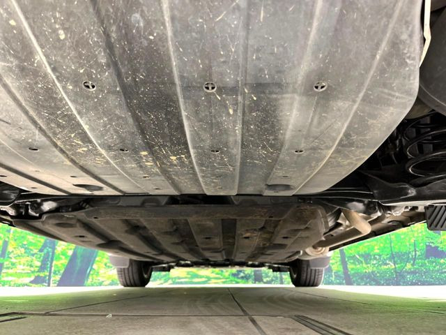 下回りがきれいなうちに、防錆加工の施工がオススメ。降雪地域はもちろん、沿岸部にお住いの方や、趣味でマリン・ウィンタースポーツをされる方にご好評いただいております。