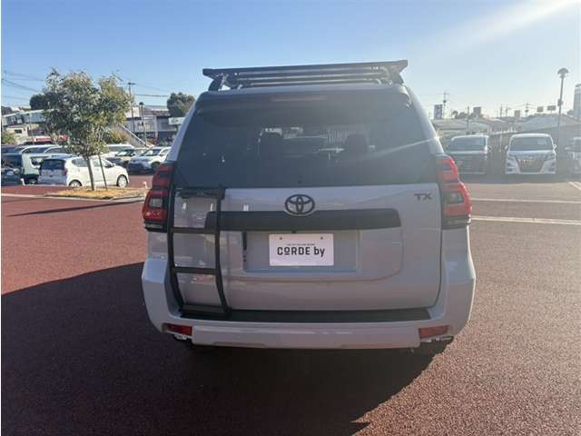 ランドクルーザープラド2.8 TX ディーゼル 4WD